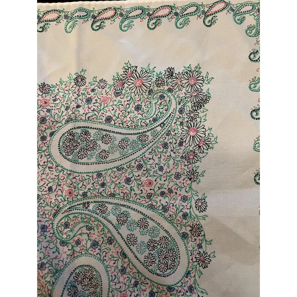 Source Unknown paisley daisy